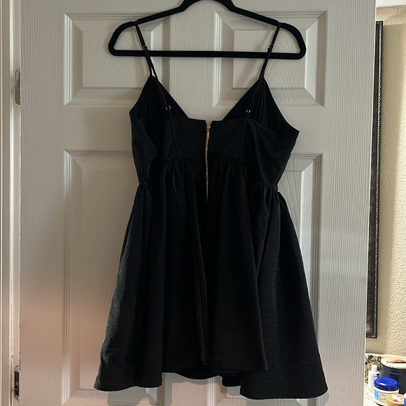 Satin Rufffle Dress - Picture 2 of 4